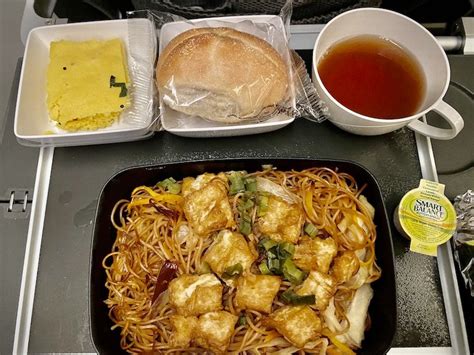 singapore airlines meal options